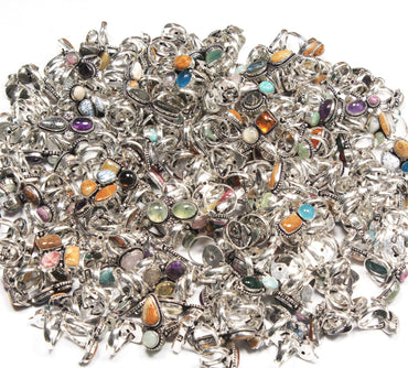 Wunderschöne natürliche verschiedene Multi-Edelstein-Ringe für Frauen Multi Color Crystal Handmade Wholesale Ringe für Massenverkauf