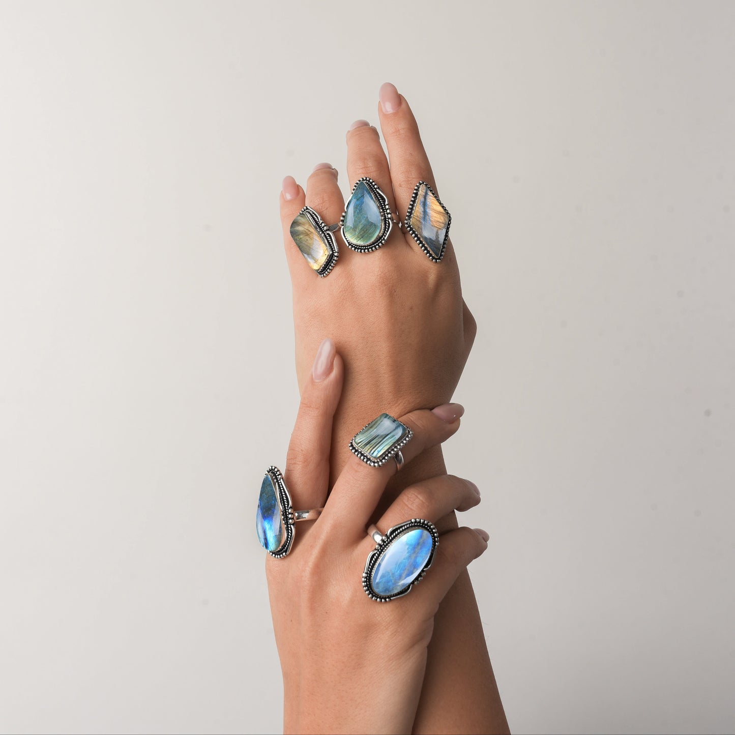 Bagues en cristal de labradorite pour femmes – Bagues tendance, style bohème, vente en gros