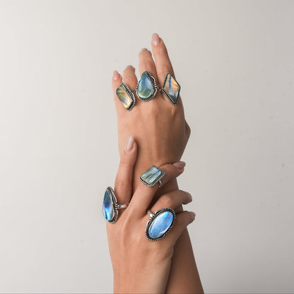 Bagues en cristal de labradorite pour femmes – Bagues tendance, style bohème, vente en gros