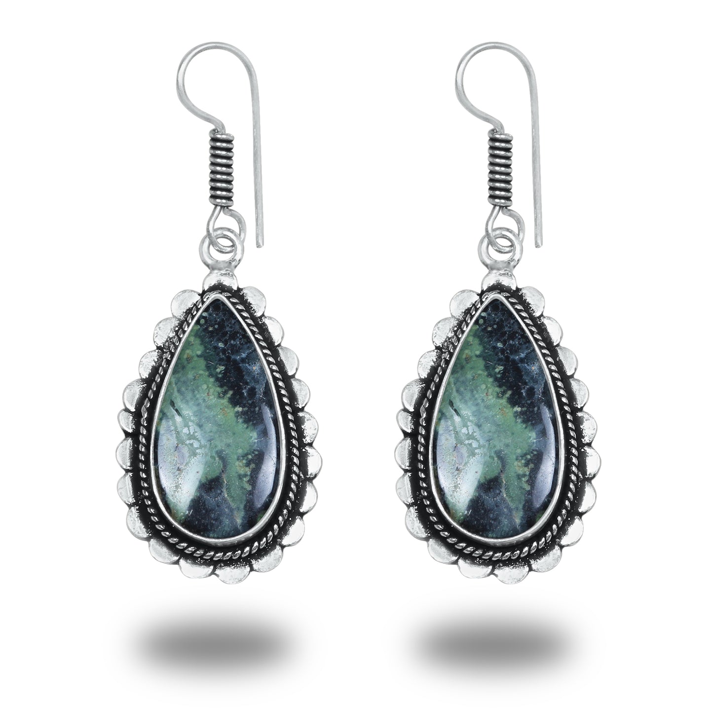 Boucles d'oreilles bohèmes en cristal pour femme - Plaqué argent, design, chic, assorties et en gros