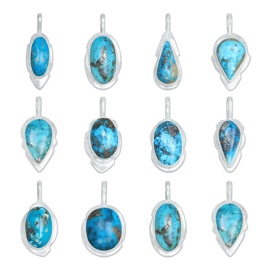Pendentifs en pierres précieuses amazonites faits à la main - Qualité AAA, laiton plaqué argent, formes assorties