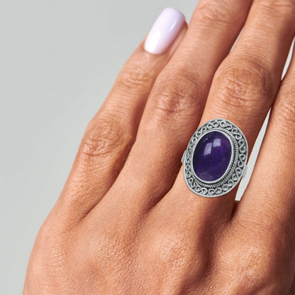 925 Silver Amethyst Oval Ring with Infinity Bezel – Handmade Gemstone Statement | Made to Order
