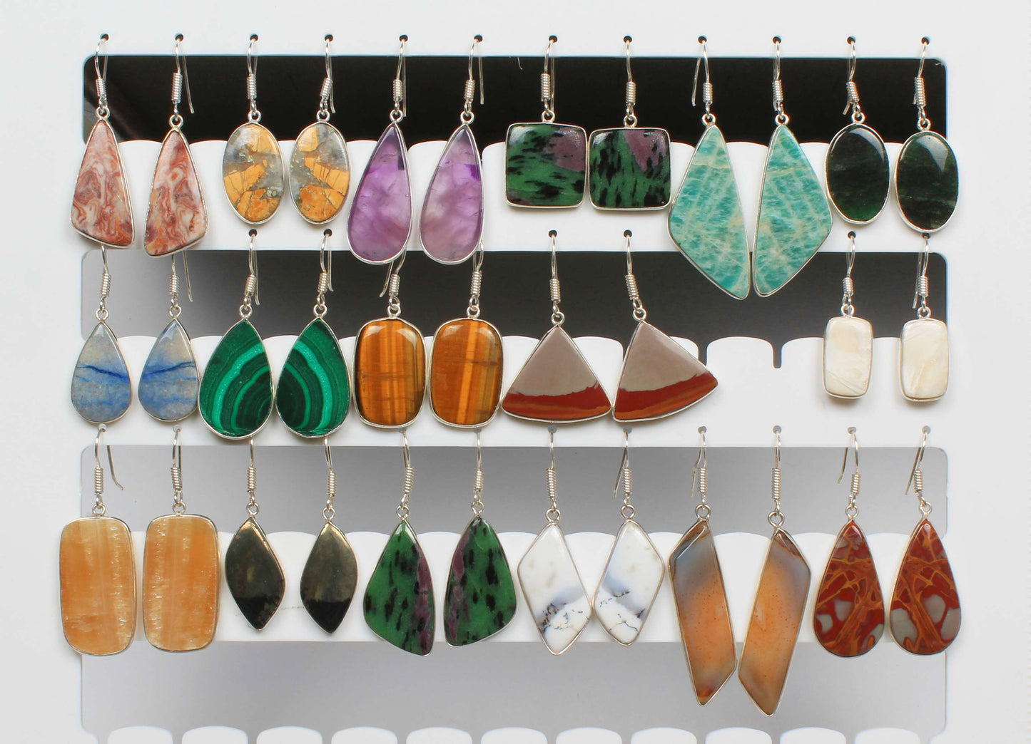 Boucles d'oreilles en cristal pour femmes - Plaqué argent, minimalistes, assorties et en gros