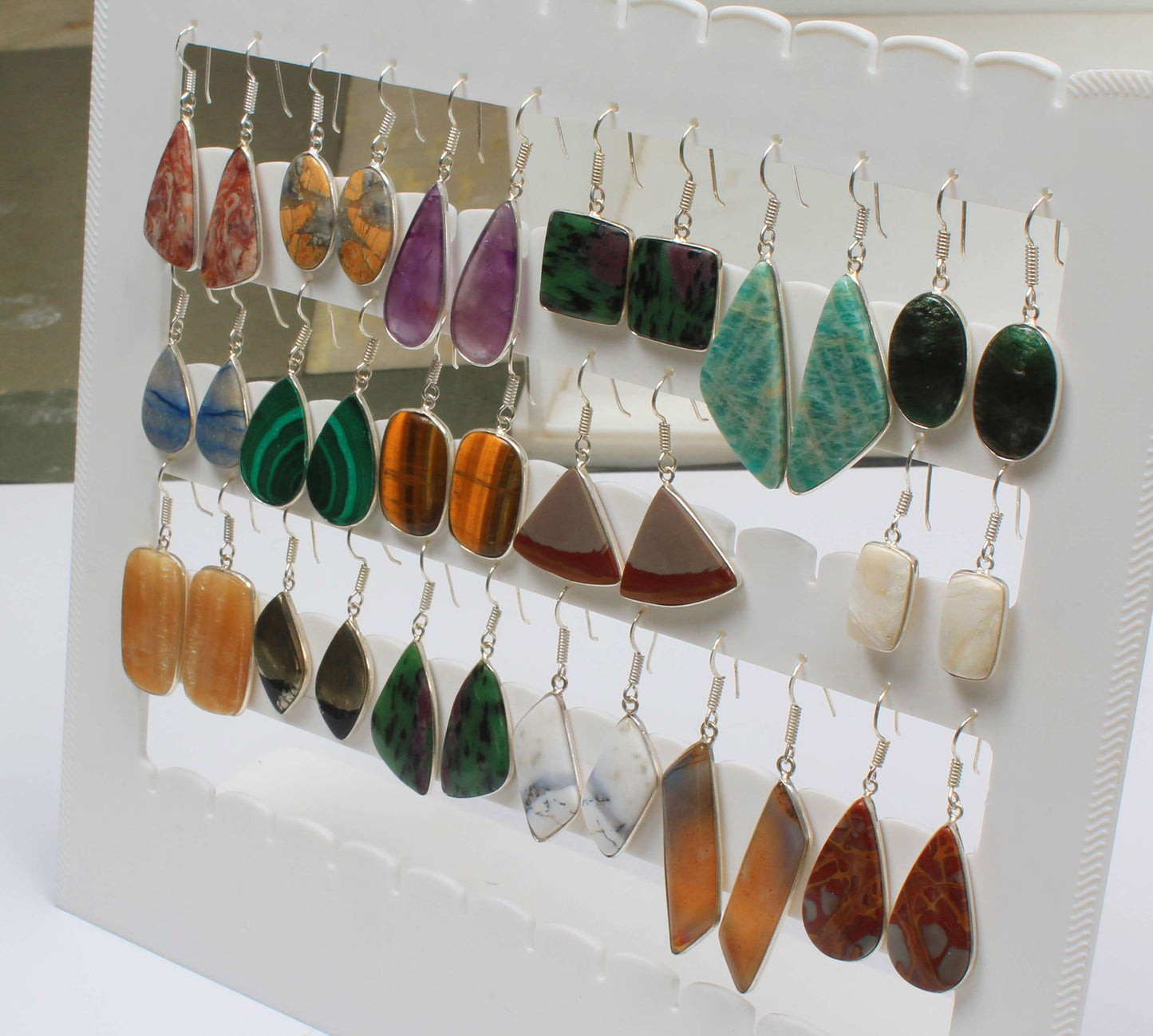 Boucles d'oreilles en cristal pour femmes - Plaqué argent, minimalistes, assorties et en gros