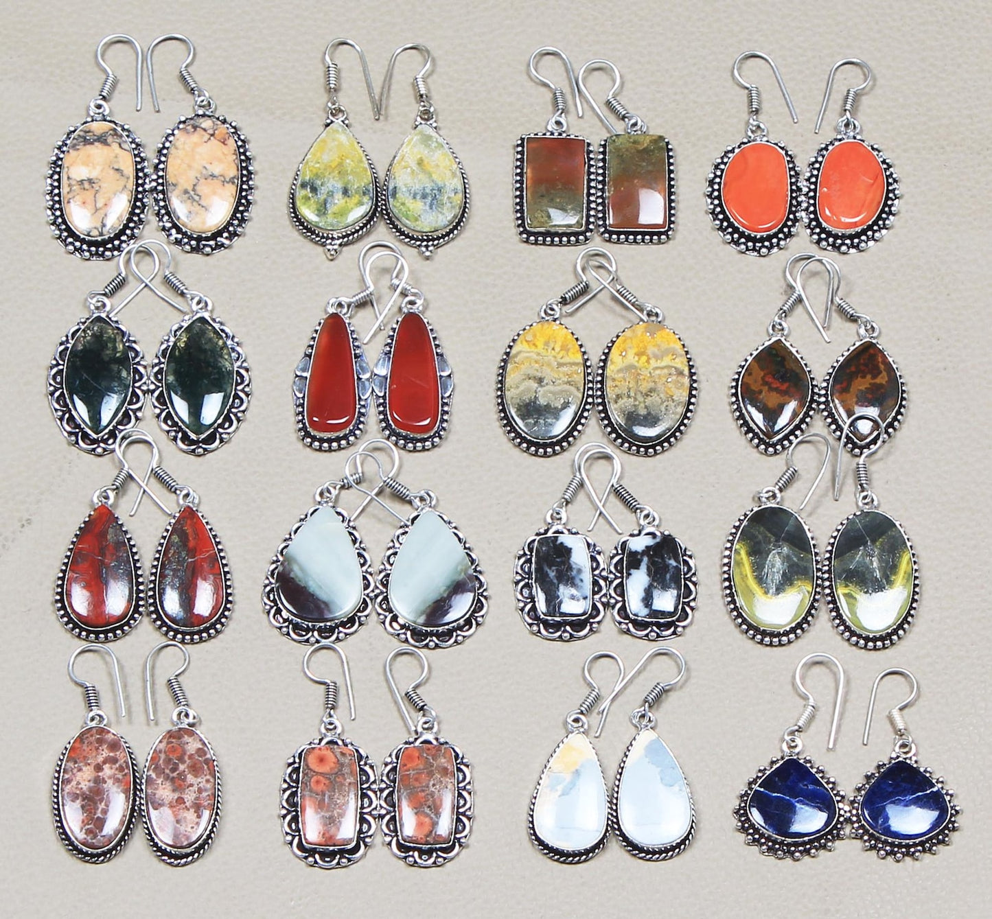Boucles d'oreilles bohèmes en cristal pour femme - Plaqué argent, design, chic, assorties et en gros