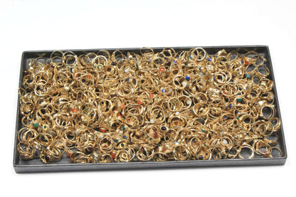 Bagues empilables délicates, plaquées or – Assortiment, style chic avec cristaux naturels, vente en gros