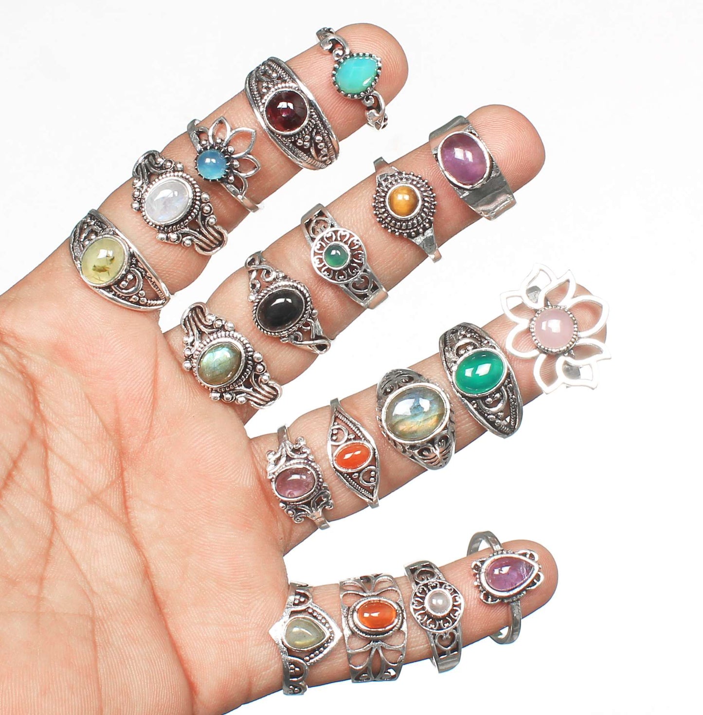 Bagues empilables délicates, plaquées argent – ​​Assortiment, style bohème avec cristaux naturels, vente en gros